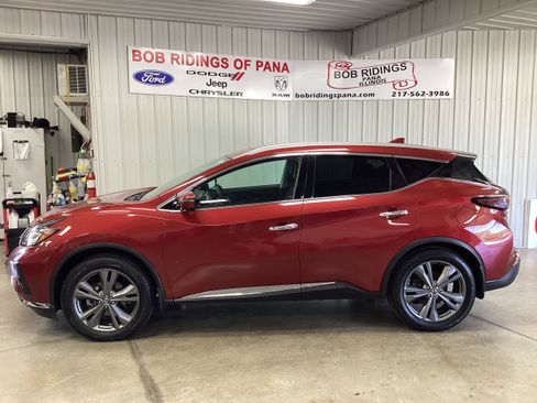 Used 2019 Nissan Murano Platinum w/ Cargo Package AWD/4WD image 2