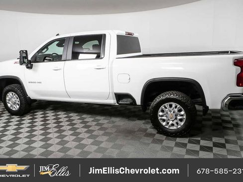 Used 2024 Chevrolet Silverado 2500 LT AWD/4WD image 26