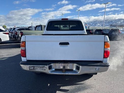 Used 2002 Toyota Tacoma PreRunner RWD image 4