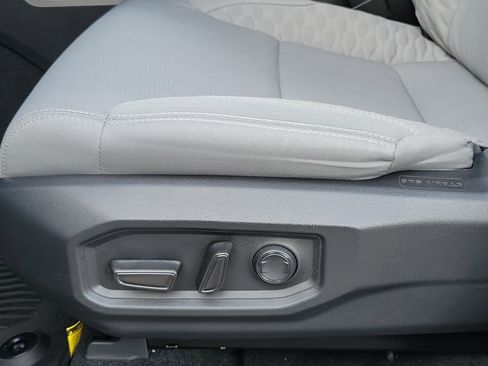 Used 2025 Toyota Tundra SR5 image 16