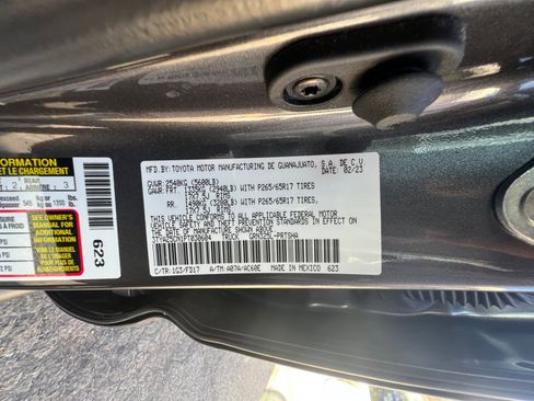 Used 2023 Toyota Tacoma 2WD Double Cab image 33