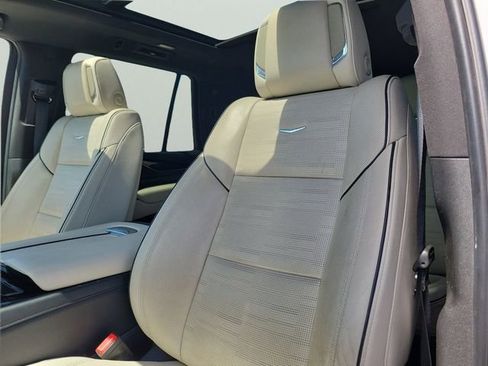 Used 2024 Cadillac Escalade Sport image 21