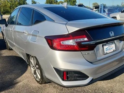 Used 2018 Honda Clarity Touring image 15