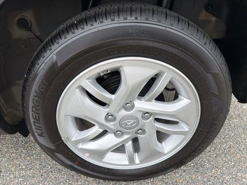 Certified 2025 Hyundai Venue SE image 39