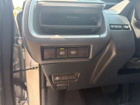 Used 2025 Toyota Prius LE FWD image 24