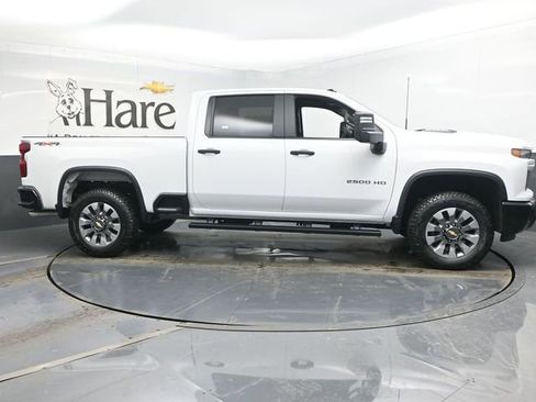 New 2026 Chevrolet Silverado 2500 Custom w/ Custom Convenience Package AWD/4WD image 1