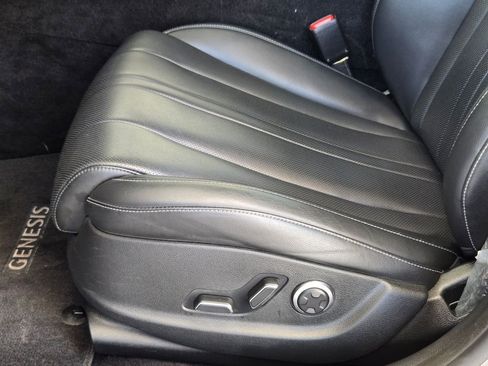 Used 2023 Genesis G80 2.5T image 13