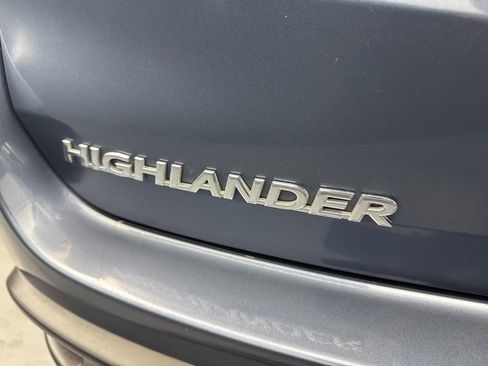 Used 2019 Toyota Highlander LE image 48