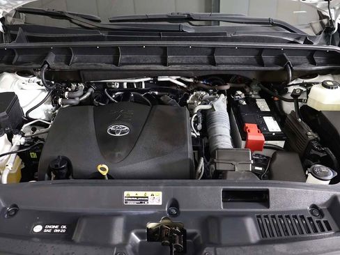 Used 2022 Toyota Highlander Limited image 25