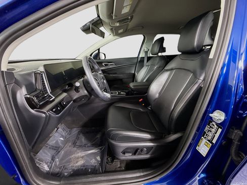 Used 2023 Kia Sportage EX image 22