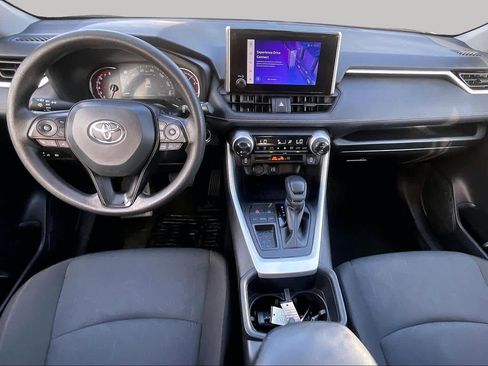Used 2025 Toyota RAV4 XLE FWD image 15