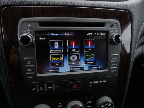 Used 2015 Chevrolet Traverse LT image 33