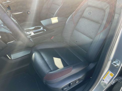 Used 2025 Chevrolet Equinox RS w/ Safety and Technology Package FWD image 20
