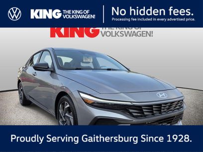 Used 2025 Hyundai Elantra Sport w/ Cargo Package