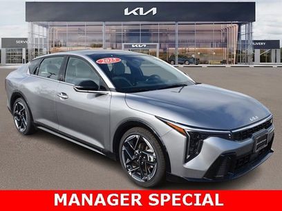 New 2025 Kia K4 GT-Line w/ GT-Line Premium Package