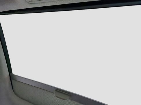 Used 2025 Volkswagen Jetta SE FWD image 24