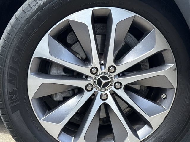 Used 2023 Mercedes-Benz GLE 350 w/ Premium Package image 8