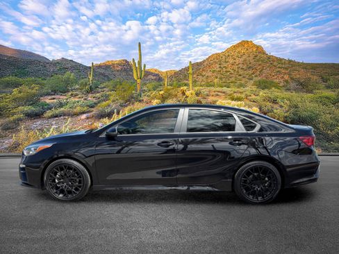 Certified 2021 Kia Forte GT FWD image 7