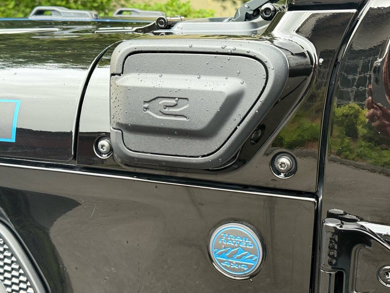 Used 2022 Jeep Wrangler Unlimited Rubicon 4xe w/ Cold Weather Group AWD/4WD image 45