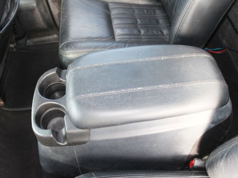 Used 2004 Ford F250 XL image 36