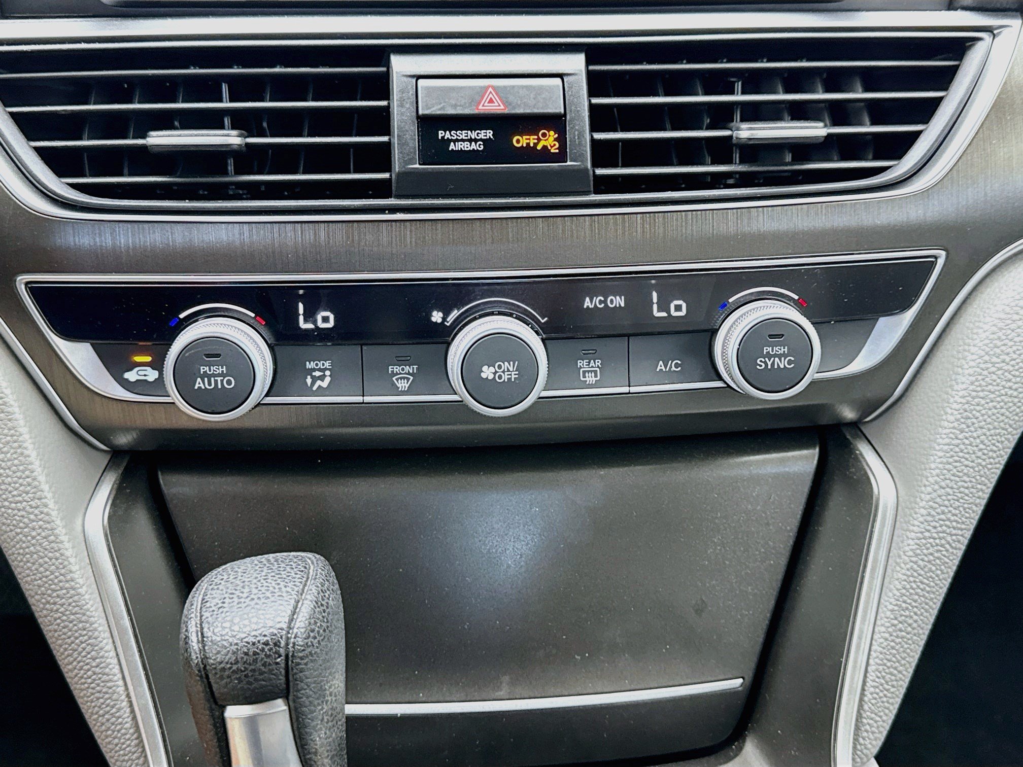 Used 2019 Honda Accord LX image 12