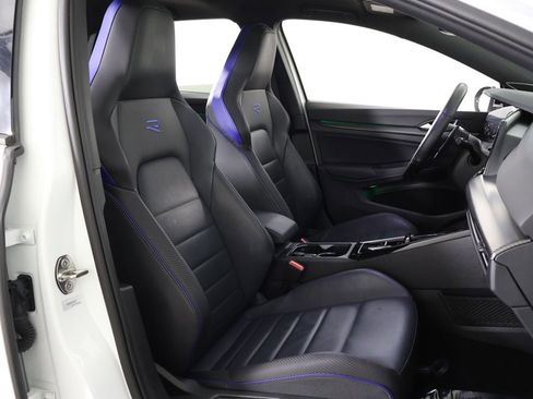 Used 2024 Volkswagen Golf R AWD/4WD image 33