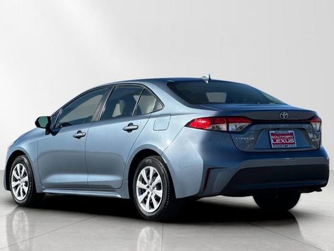 Used 2024 Toyota Corolla LE image 4