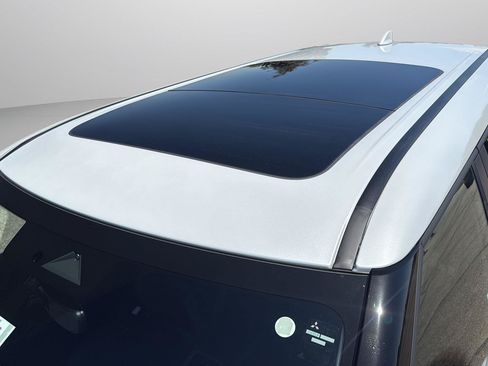 New 2026 Mitsubishi Outlander SE FWD image 9