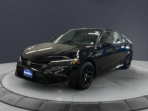 Used 2023 Honda Civic Sport image 7