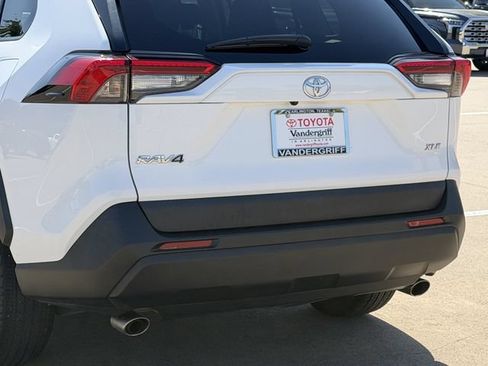 Used 2024 Toyota RAV4 XLE FWD image 6