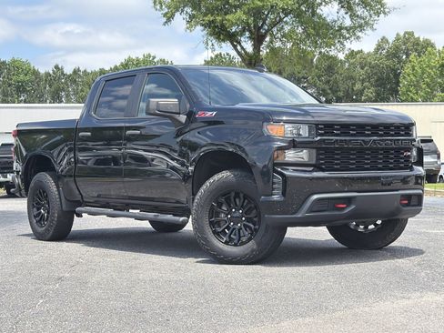 Used 2019 Chevrolet Silverado 1500 Custom Trail Boss w/ Custom Convenience Package AWD/4WD image 2