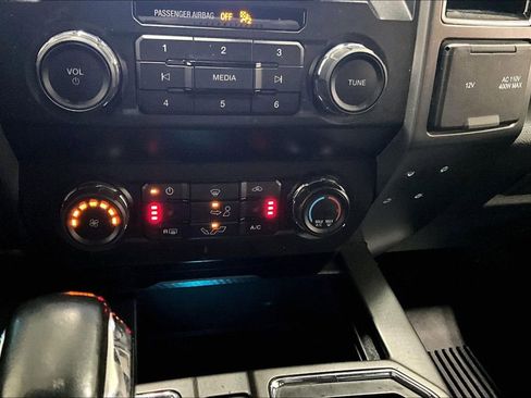 Used 2019 Ford F150 XLT w/ Equipment Group 302A Luxury image 16