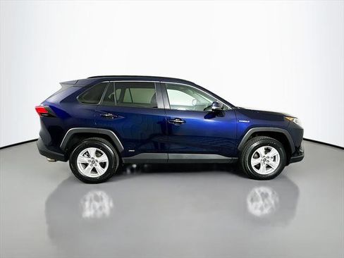 Certified 2021 Toyota RAV4 XLE w/ Convenience Package image 8