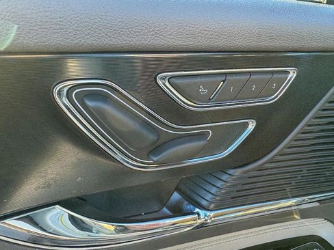 Used 2021 Lincoln Corsair AWD w/ Equipment Group 101A image 19