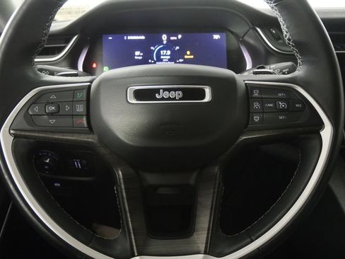 Used 2021 Jeep Grand Cherokee L Limited AWD/4WD image 20