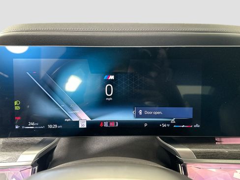 Certified 2023 BMW 740i w/ Luxury Rear Seating Package image 11