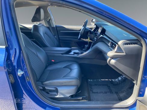 Used 2024 Toyota Camry SE image 15