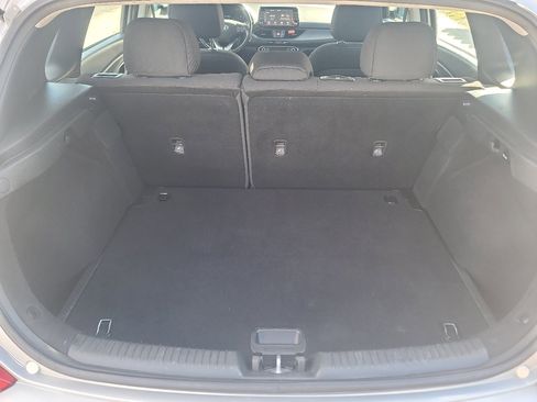 Used 2018 Hyundai Elantra GT w/ Style Package 02 image 12