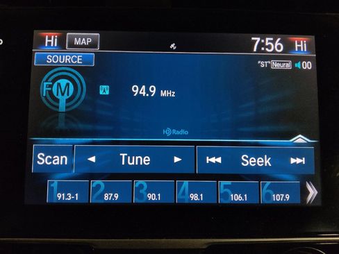 Used 2018 Honda Civic Touring image 25
