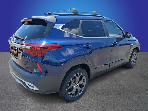 Used 2021 Kia Seltos EX AWD/4WD image 4