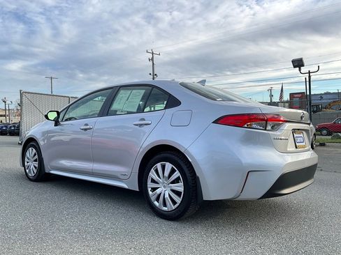 Used 2024 Toyota Corolla LE image 6