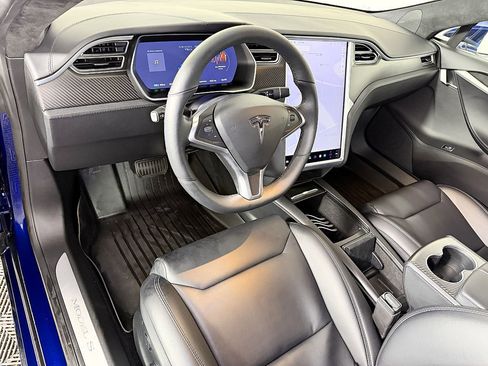 Used 2017 Tesla Model S 75D image 18