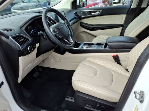 Used 2023 Ford Edge Titanium AWD/4WD image 10