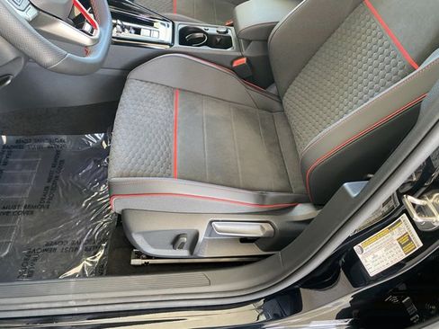 New 2026 Volkswagen GTI SE FWD image 27