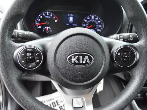 Used 2020 Kia Soul LX FWD image 10