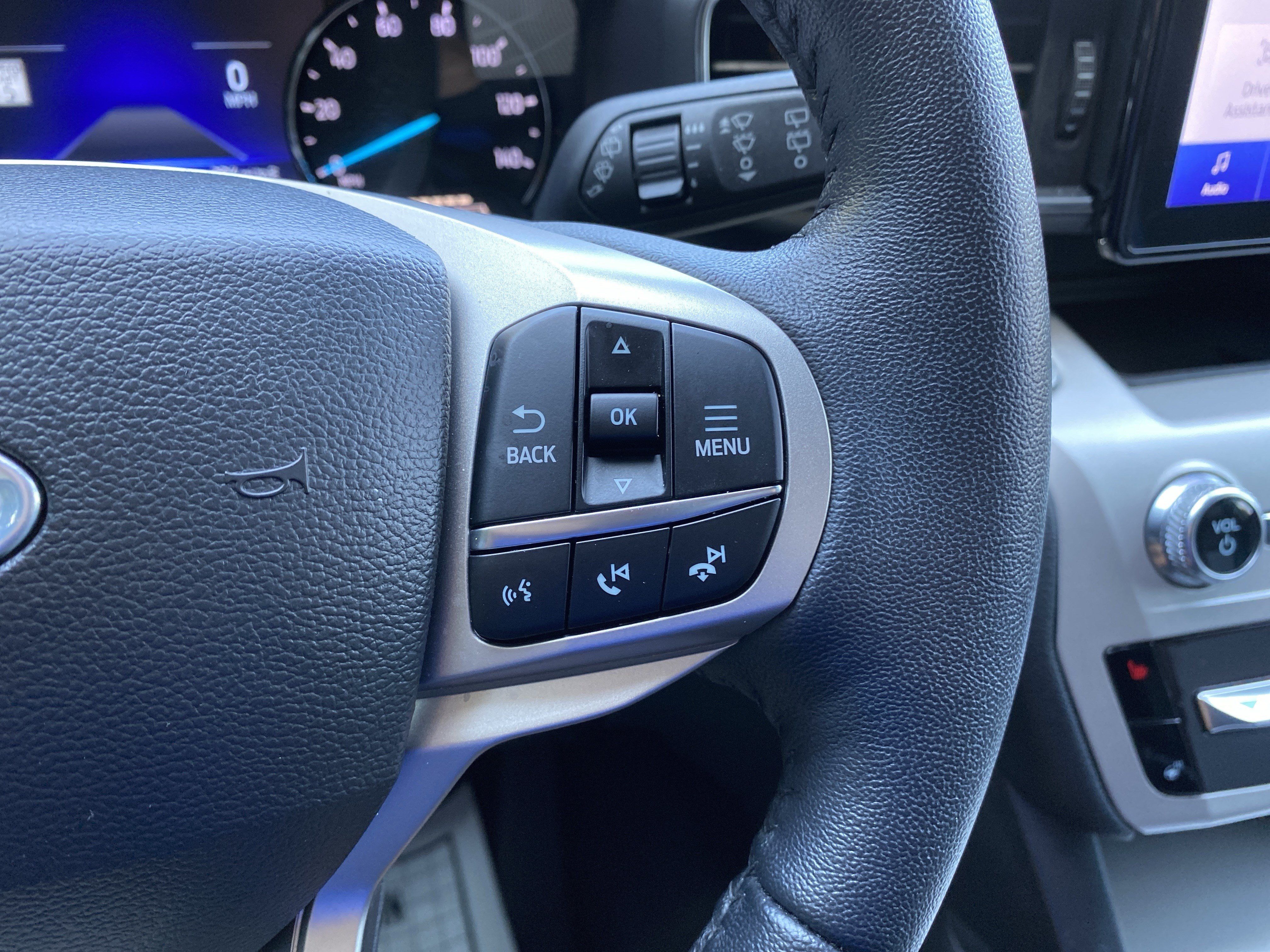 Used 2023 Ford Explorer XLT w/ Equipment Group 202A RWD image 20
