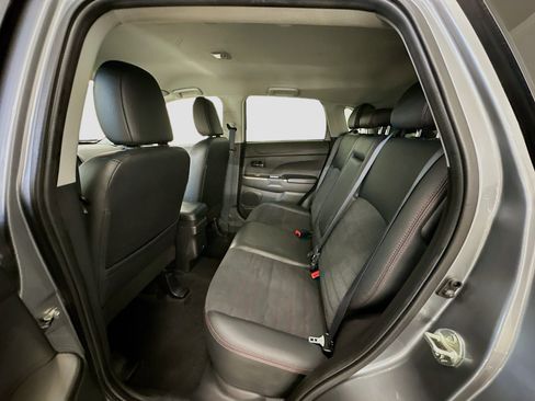 Used 2024 Mitsubishi Outlander Sport SE image 28