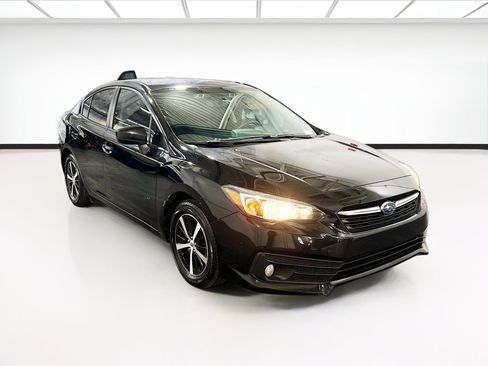 Used 2020 Subaru Impreza 2.0i Premium w/ Popular Package #1 AWD/4WD image 3
