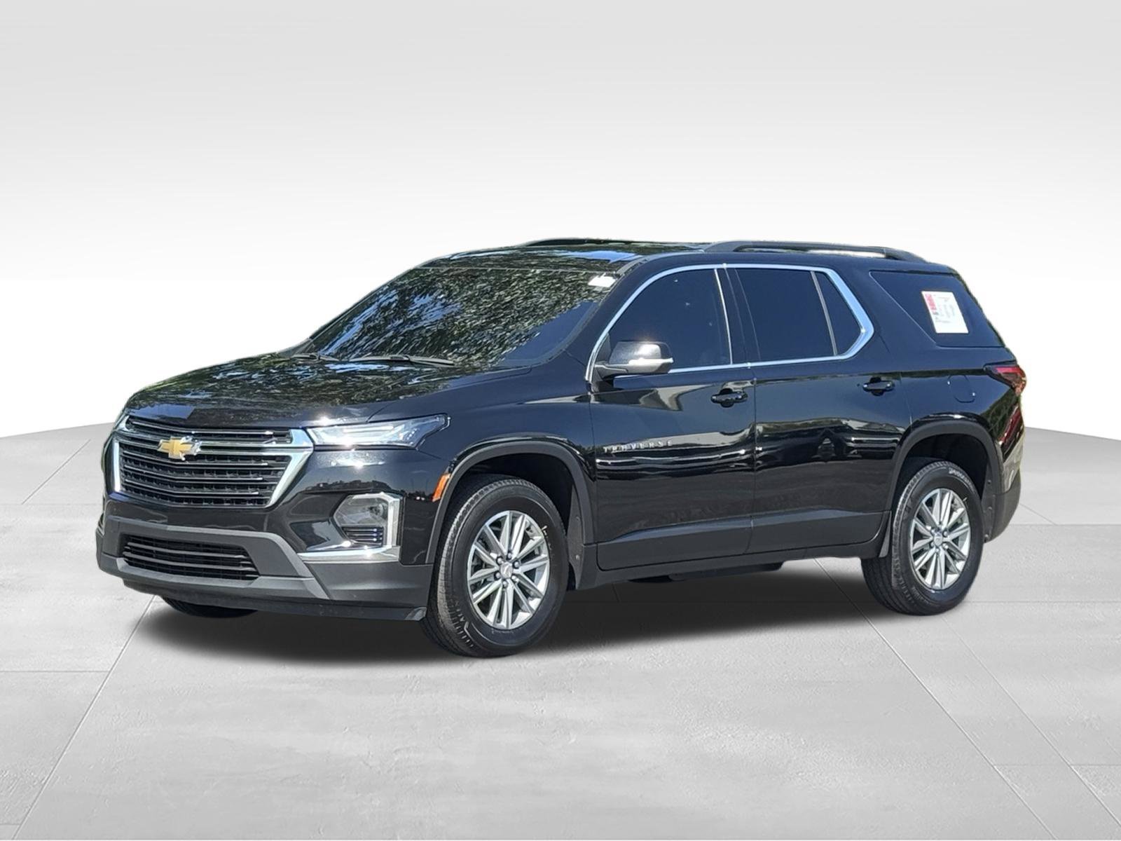 Used 2023 Chevrolet Traverse LT FWD image 9