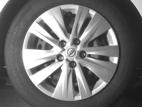 Used 2025 Nissan Sentra S FWD image 15